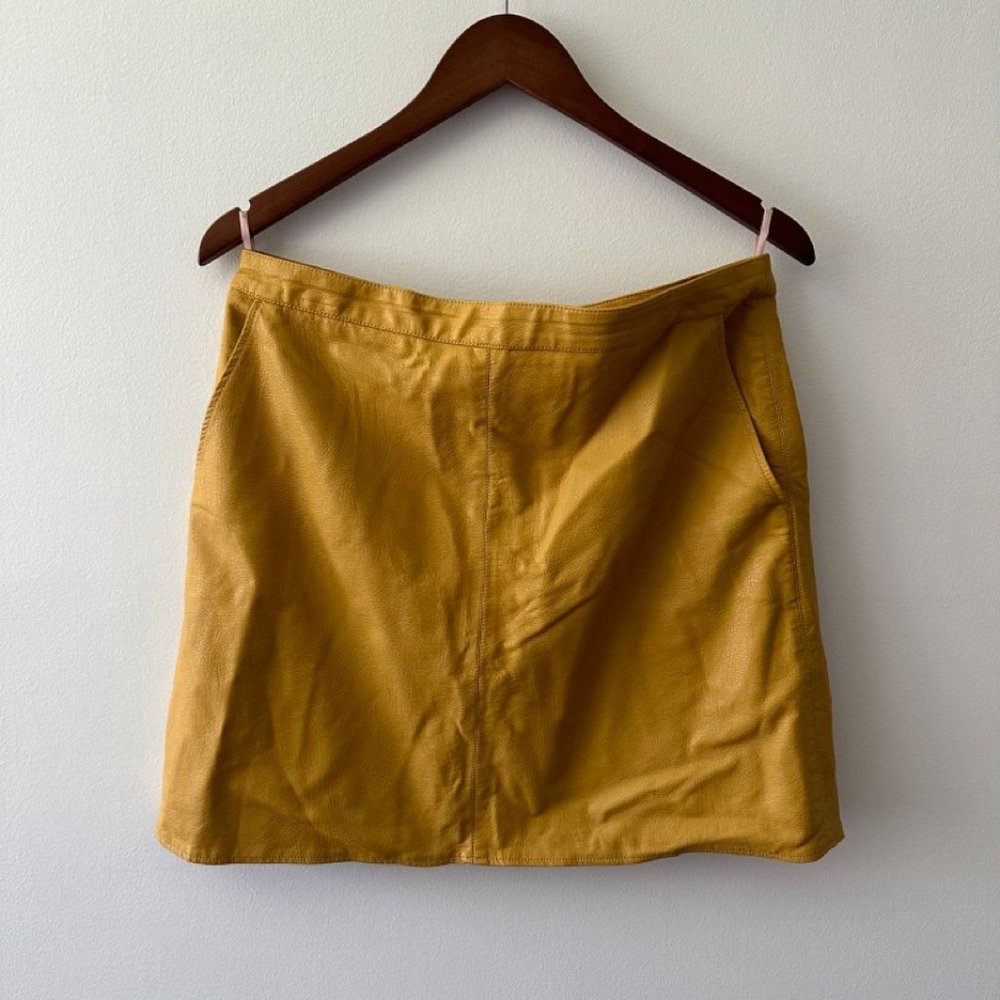 Forever 21 Faux Leather Mustard Yellow Mini Skirt in Medium